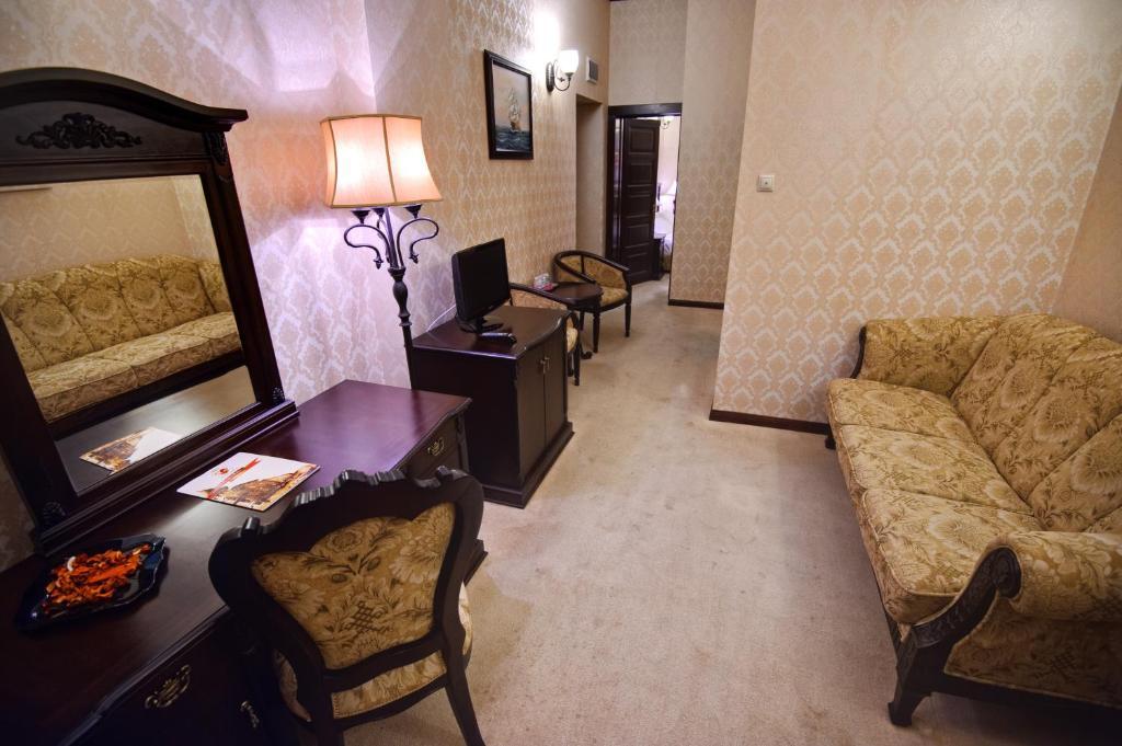 Hotel Carol Constança Quarto foto